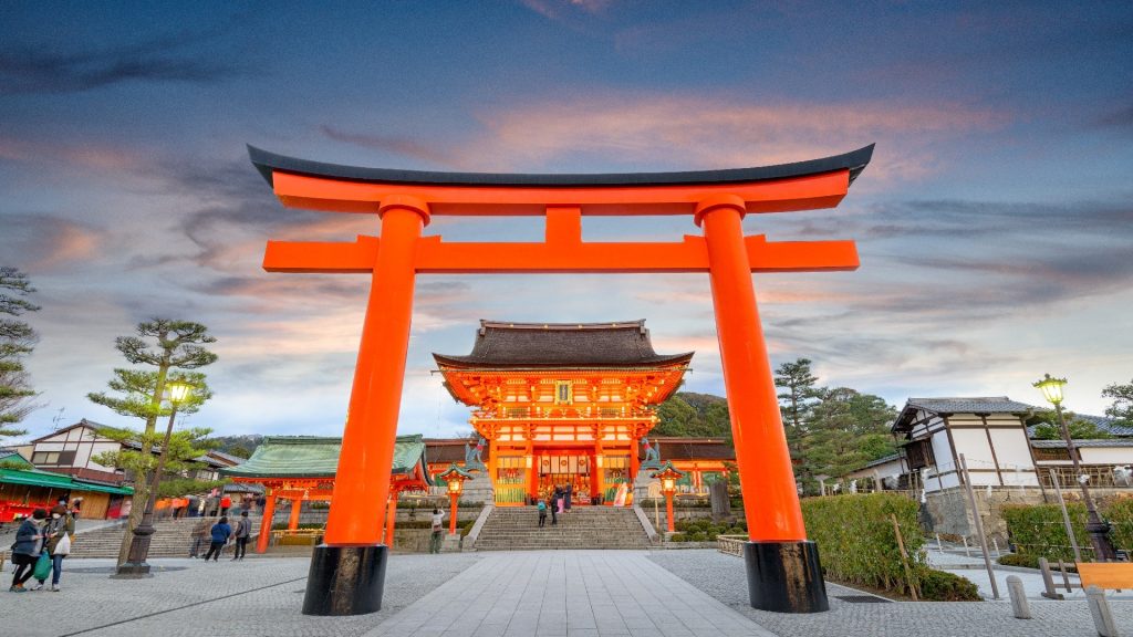 Wisata Fushimi Inari Taisha